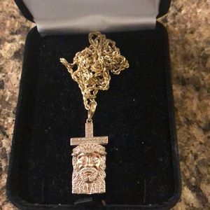 Gold diamond Necklace